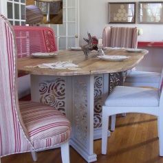 Shanghai Rose Farm Dining Table